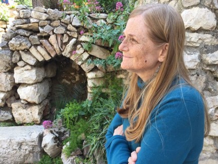 705D3C1A-60A4-47BA-9FA1-A7BDFAB64A2E